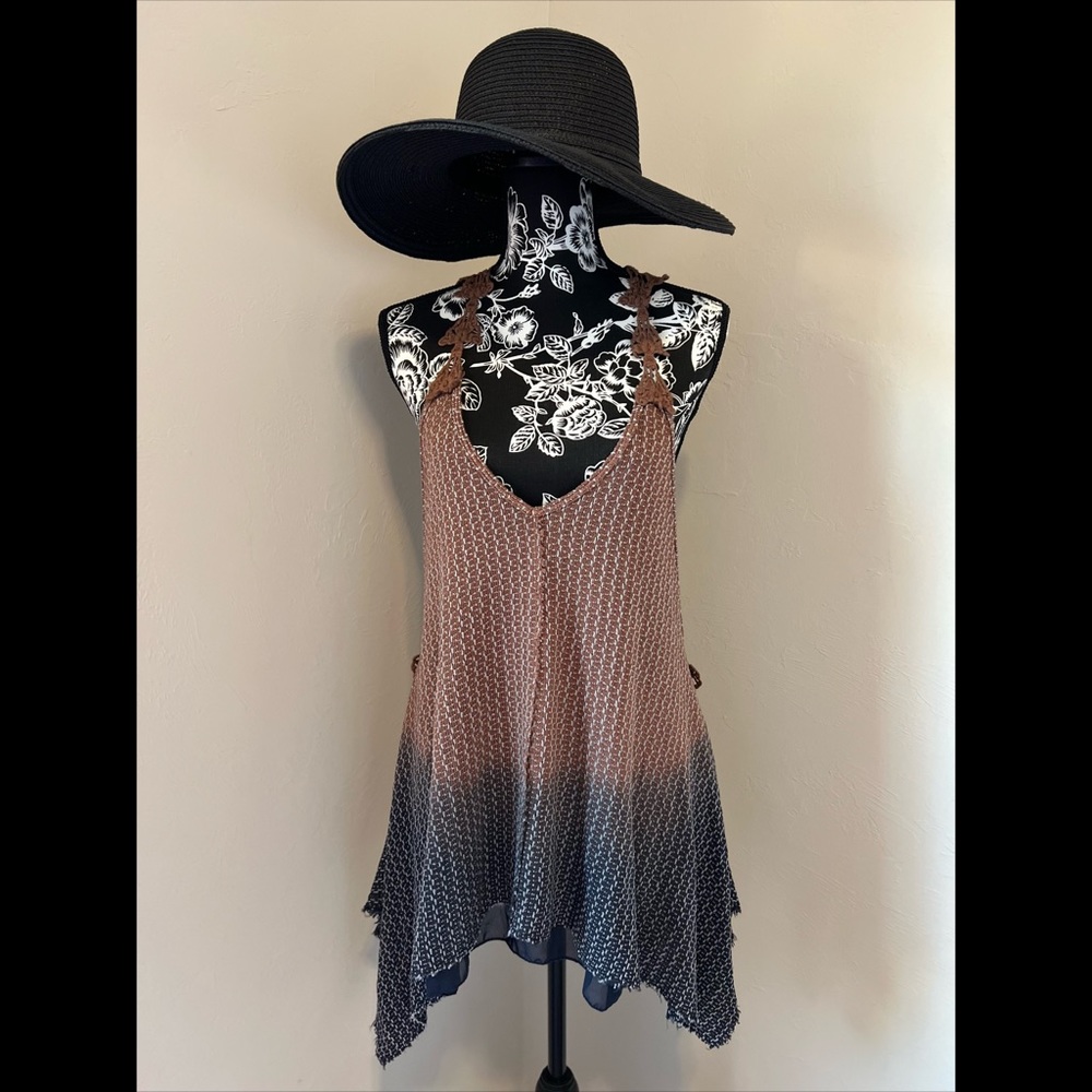 Dressy / Cover Up Top Fits Small to Medium - New without tag